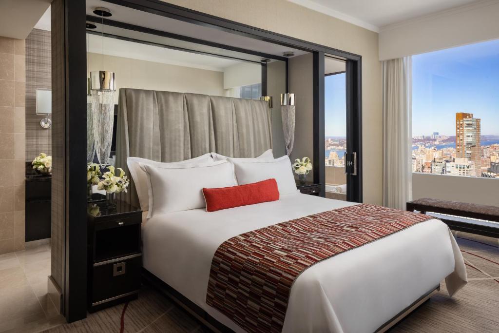 King Suite with Central Park View - Image 5