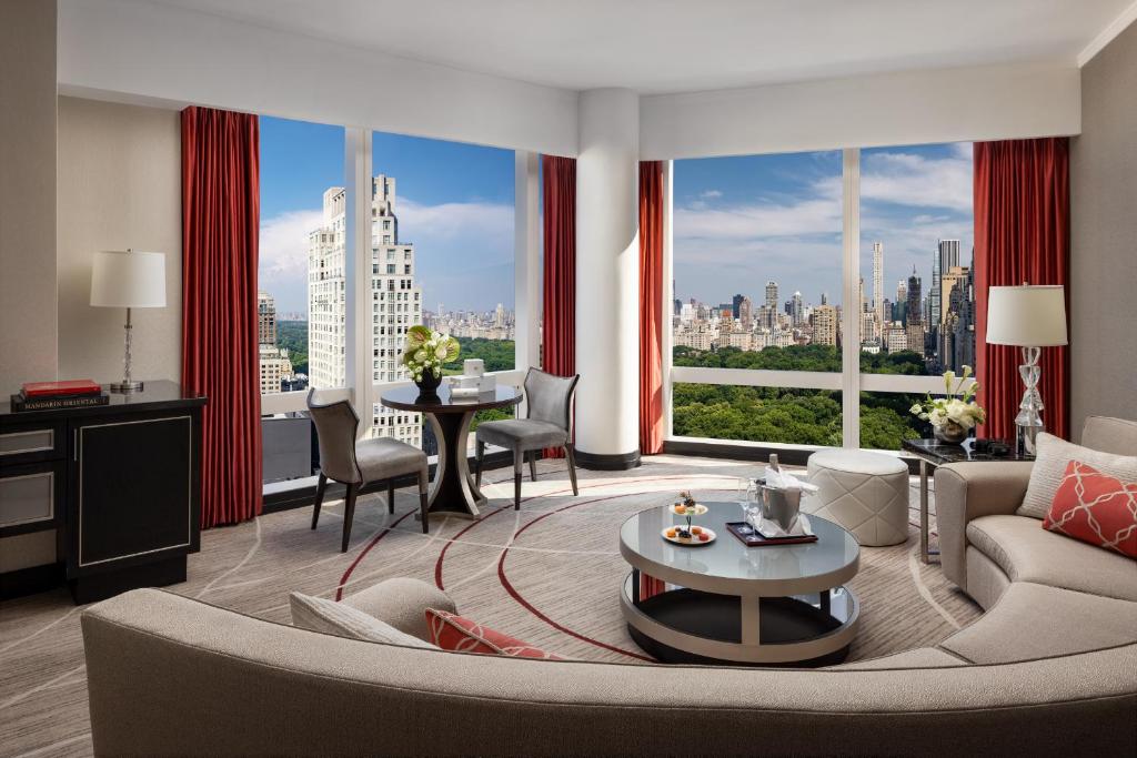 King Suite with Central Park View - Image 7