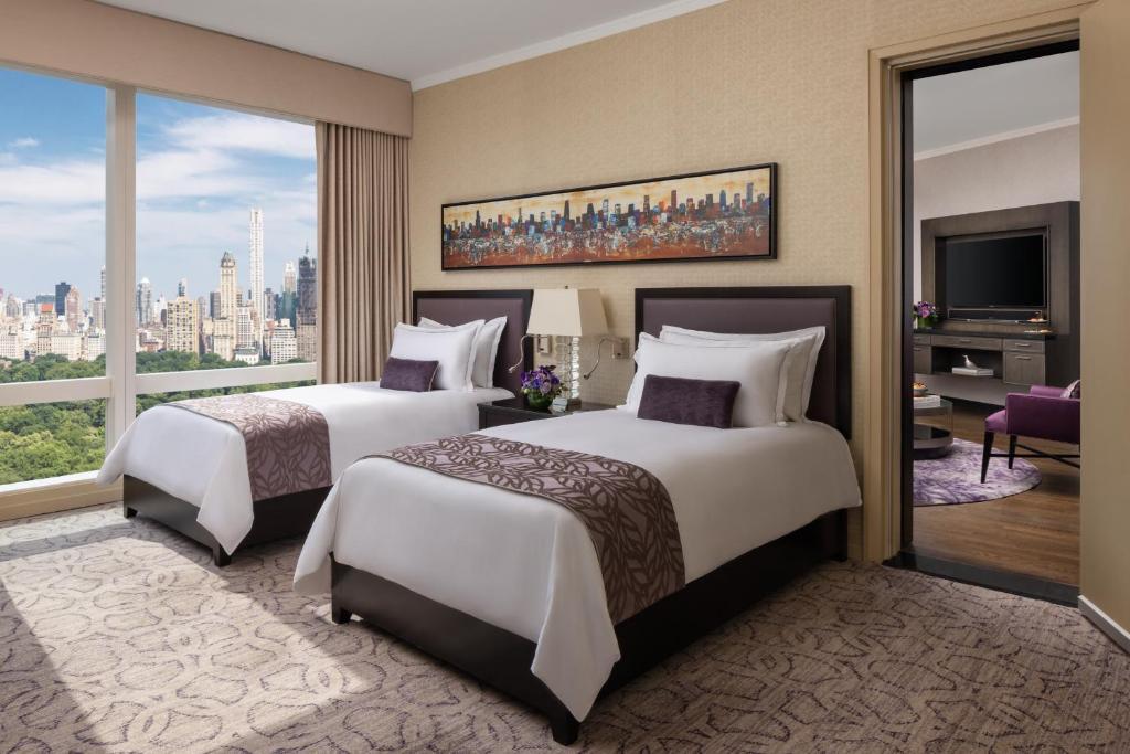 Two-Bedroom King-Twin Suite with Central Park View - Image 5