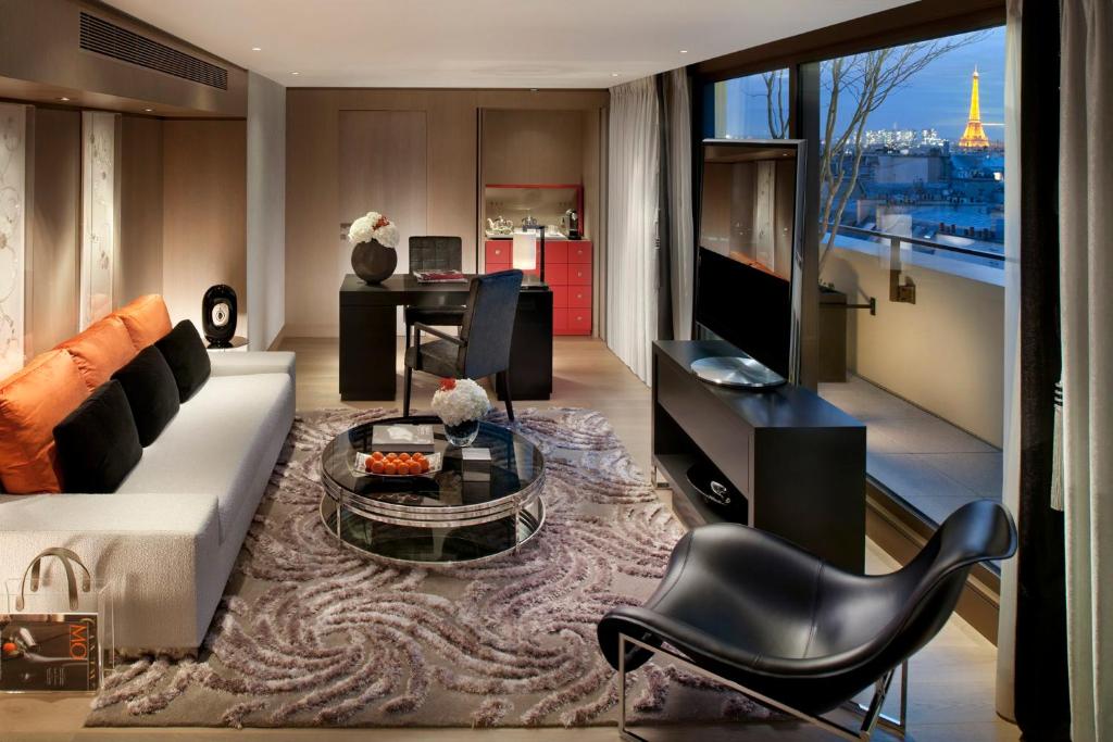 Panoramic Suite - Image 1