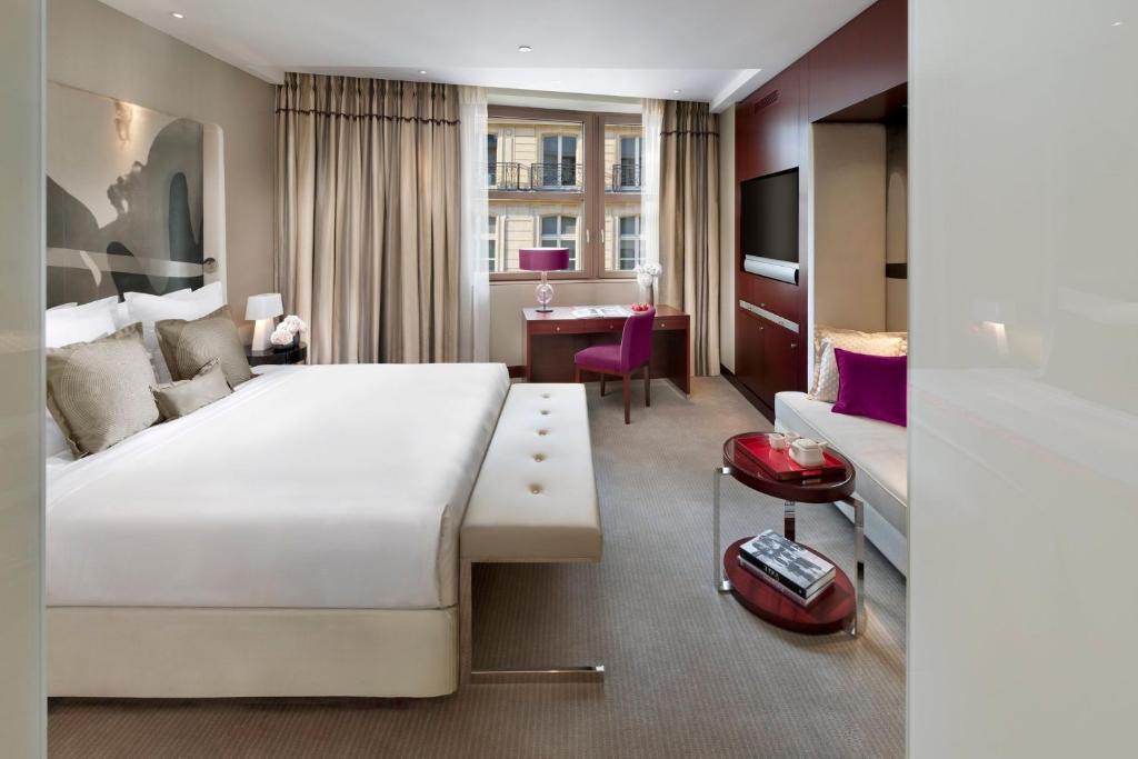 Superior Double Room - Image 2
