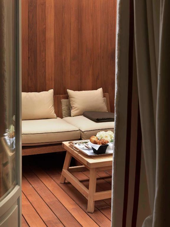 Superior Suite - Image 3