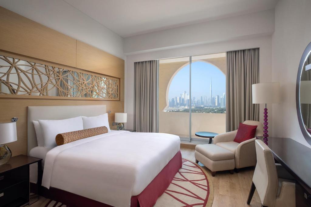 One Bedroom Apartment, Burj Khalifa and Skyline View - Image 1