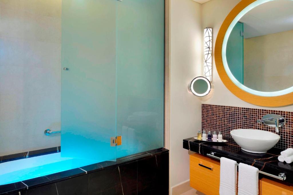 One-Bedroom Apartment - Image 2
