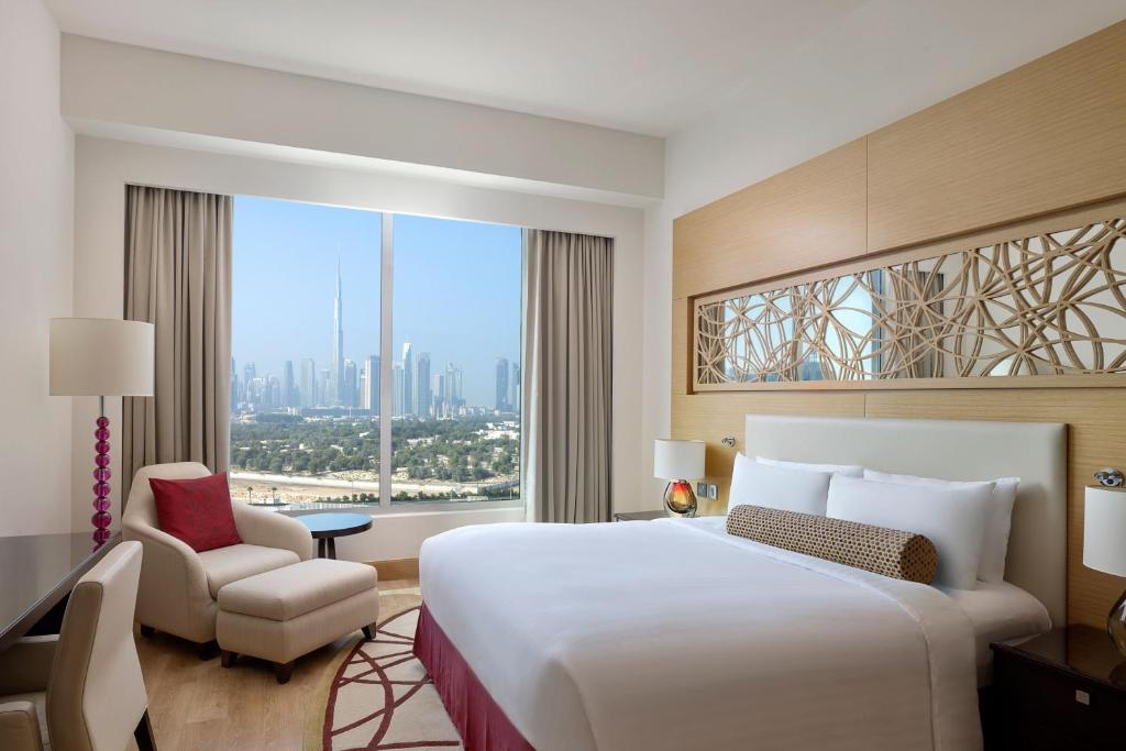 Two Bedroom Apartment, Burj Khalifa and Skyline View - Image 9