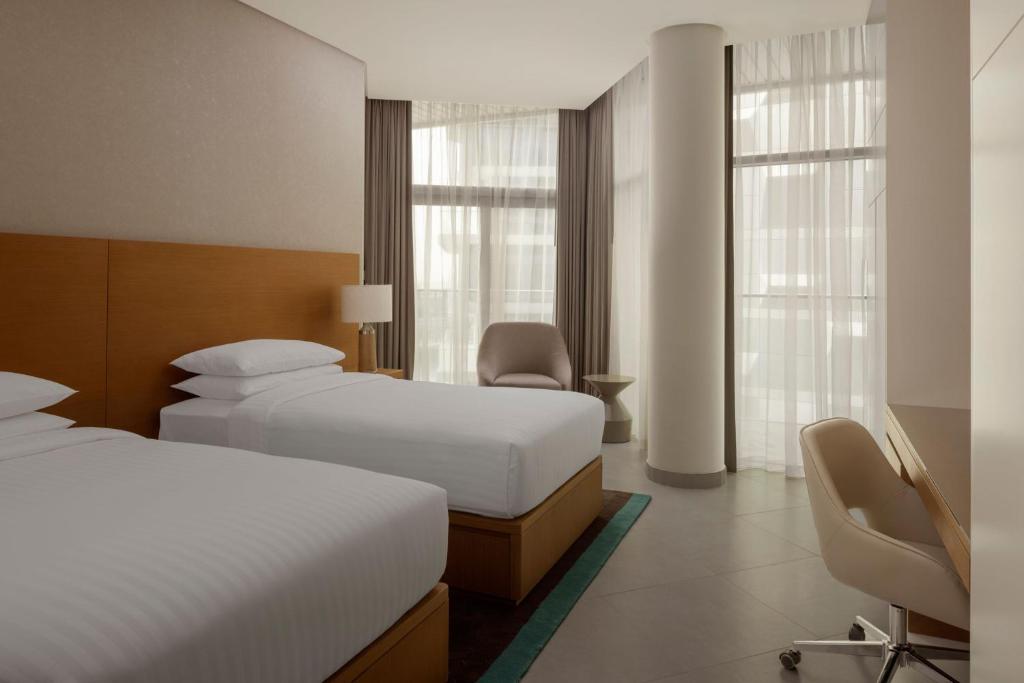 Two-Bedroom Apartment with One King and Two Twin Beds - Image 3