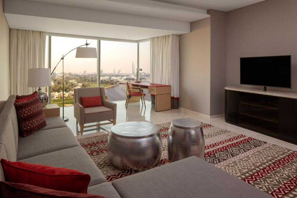 Two-Bedroom Suite with Twin Beds - Image 1