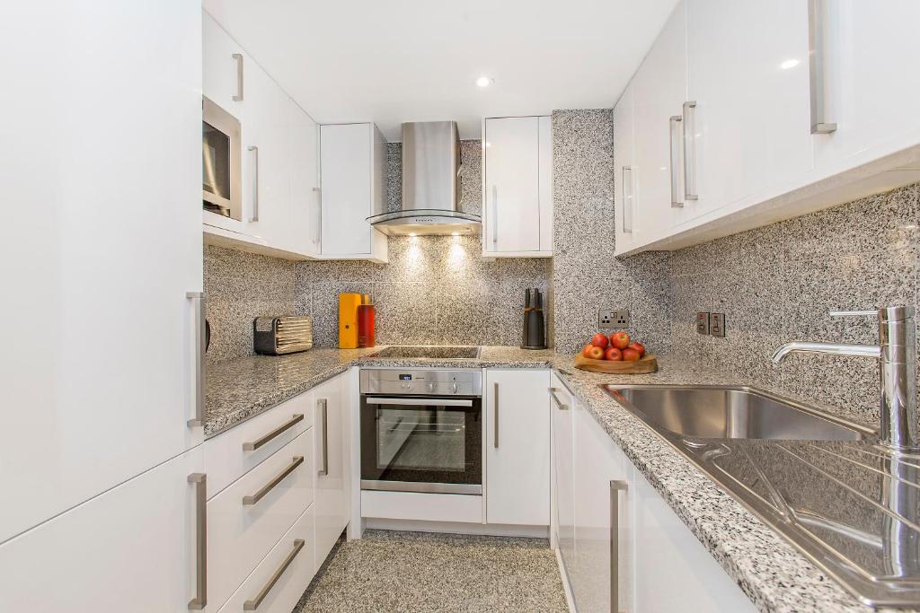 One-Bedroom Apartment - Image 2