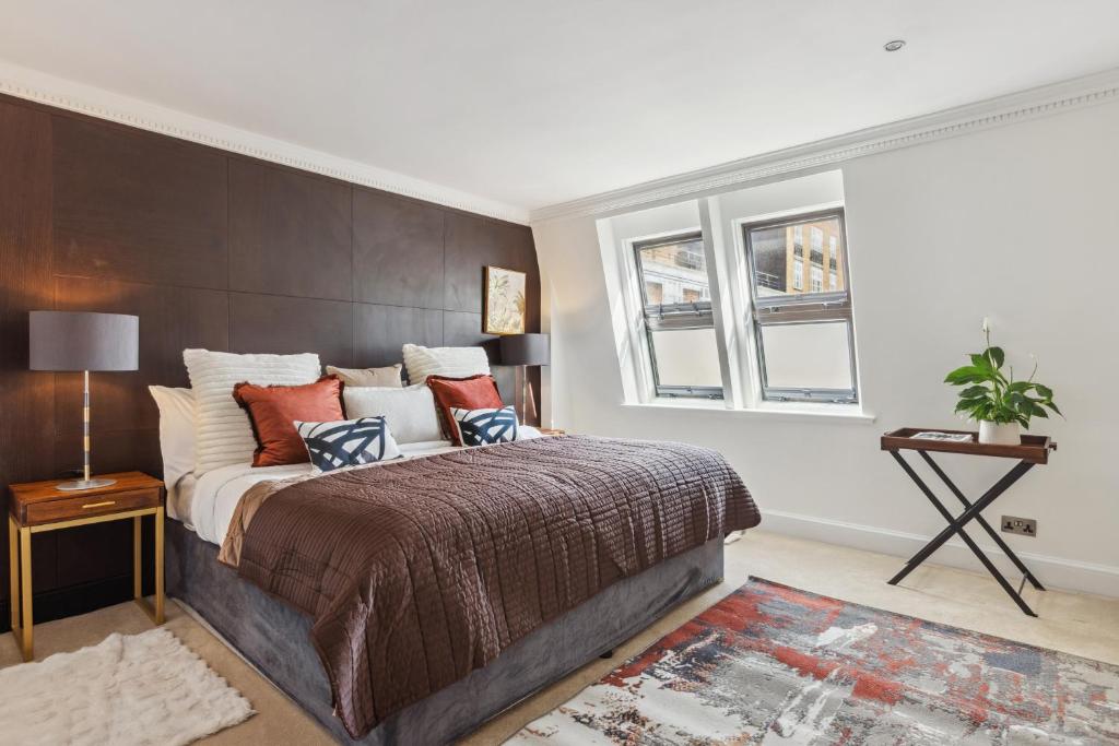 Penthouse Apartment - Image 18