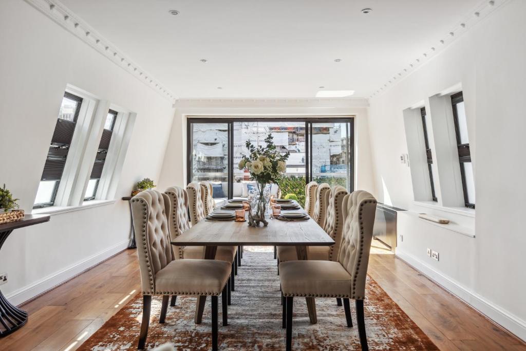 Penthouse Apartment - Image 19
