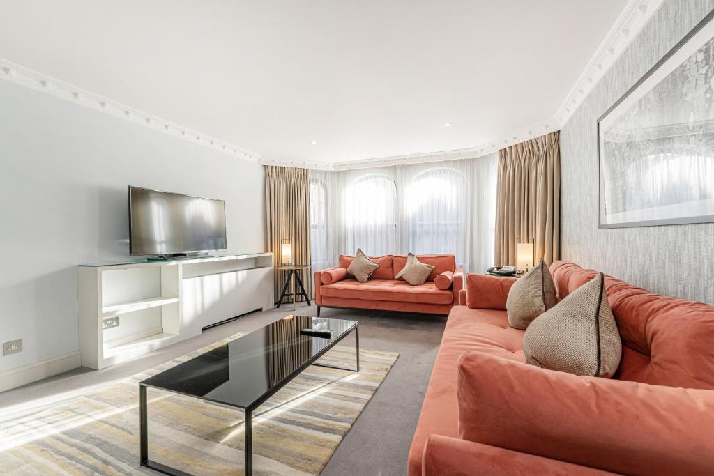 Standard Two-Bedroom Apartment - Image 11