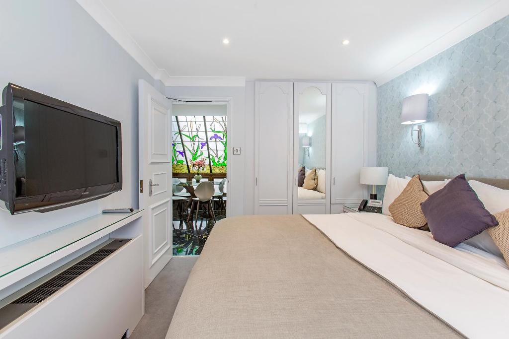 Standard Two-Bedroom Apartment - Image 3