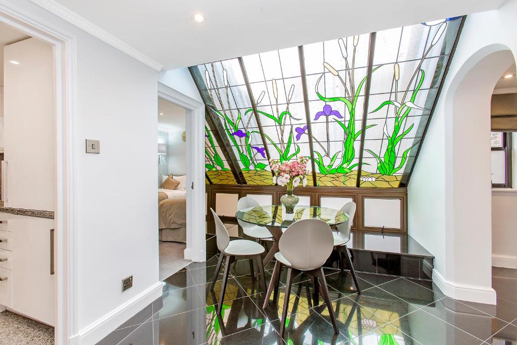 Standard Two-Bedroom Apartment - Image 4