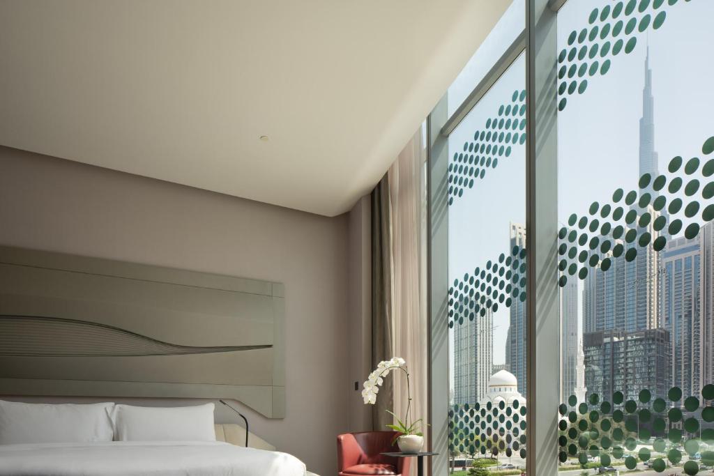 Deluxe Always ME Extra Space with Burj Khalifa View - Image 1