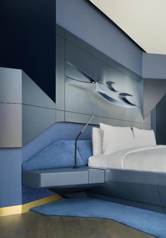 Ultimate ME + Suite Burj Khalifa View - Image 7
