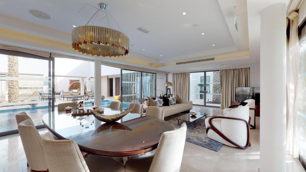 Three-Bedroom Layali Villa with Private Pool - Image 2