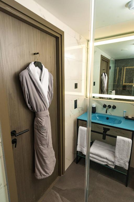 Executive Style - Image 5