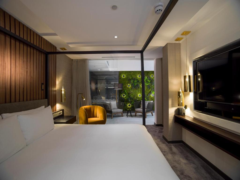 Suite - Image 2