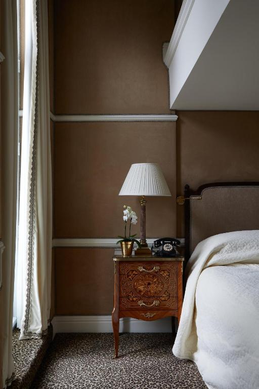 Executive Suite - Image 4