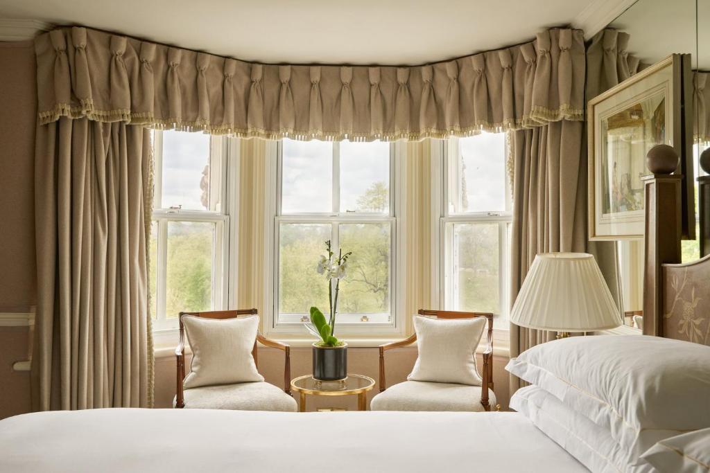 King Room with Garden View - Image 8