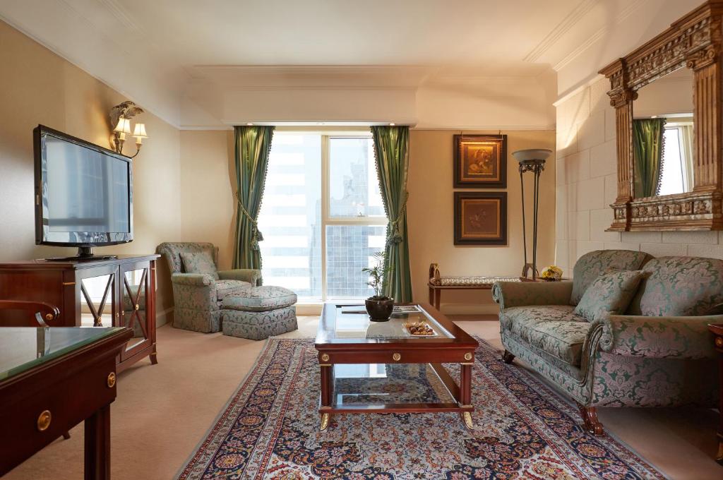 Two-Bedroom Presidential Suite - Image 2