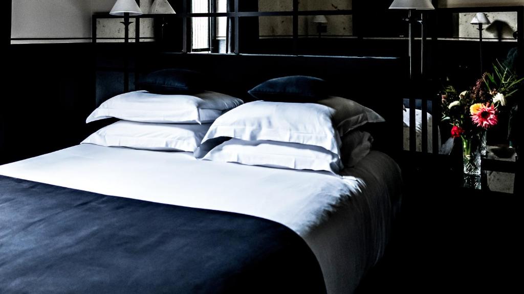 Classic Double Room - Image 2