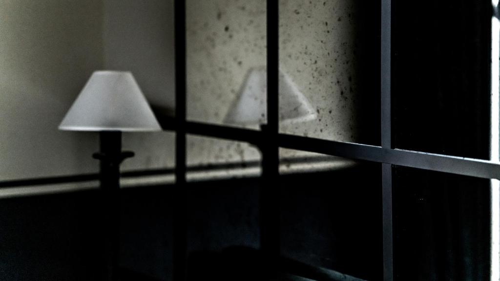 Classic Double Room - Image 7