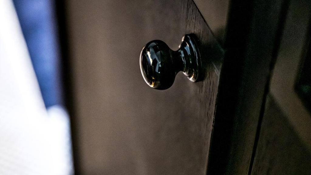 Classic Double Room - Image 9