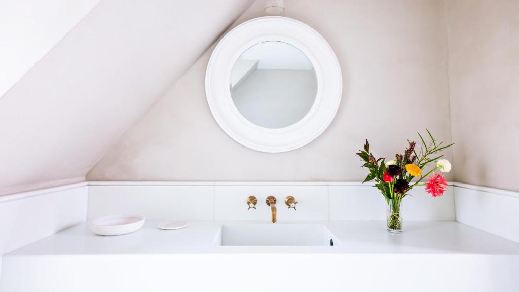 Junior Suite - Image 7