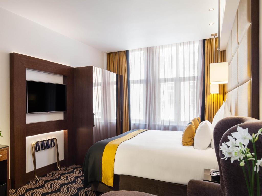 Club Double Room - Image 2