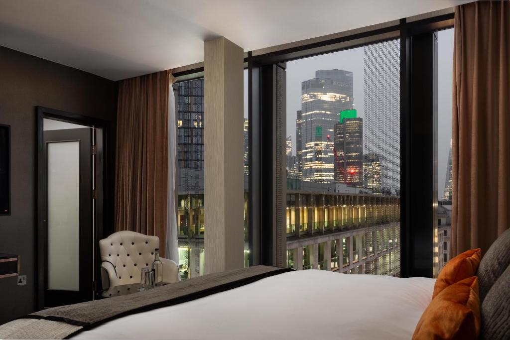 Montcalm Club King - Image 2