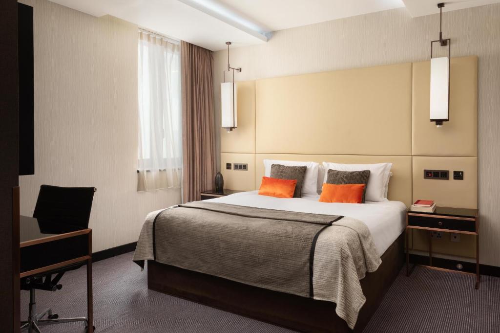 Montcalm Residence - Image 1