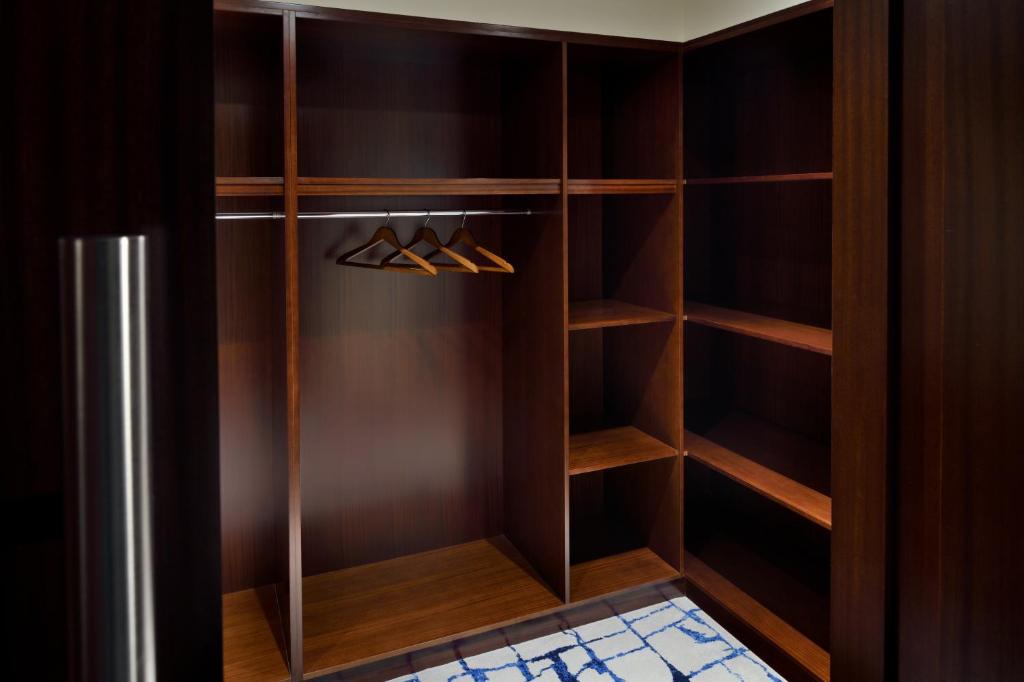 Junior Suite - Image 3