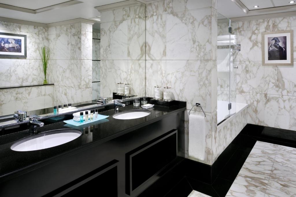 Junior Suite - Image 4