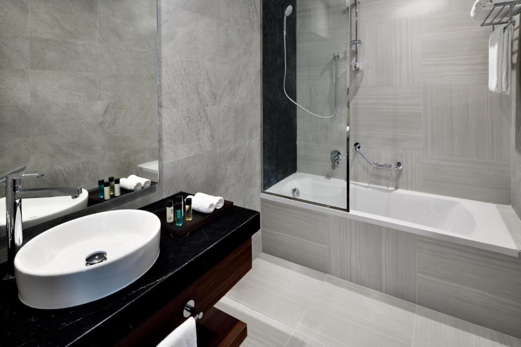 One-Bedroom Apartment - Image 2