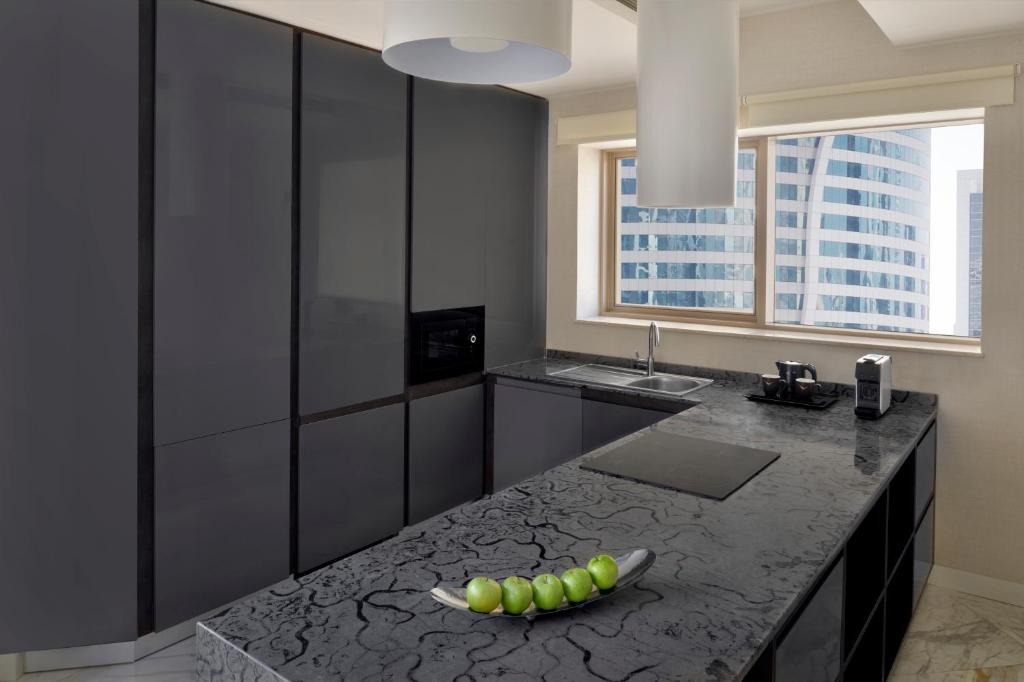 Penthouse - Image 4