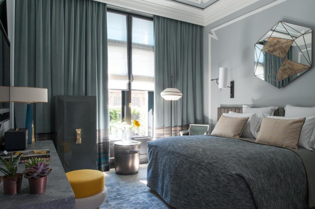 Superior Double Room - Image 2