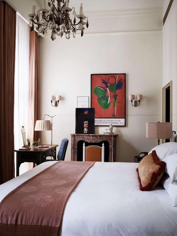 Royal Opera Suite - Image 9