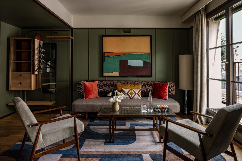 Suite with Terrace - Image 2