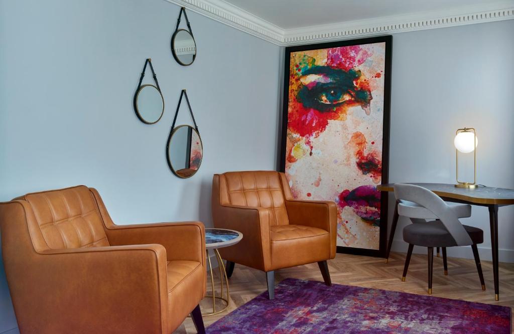 Junior Suite - Image 4