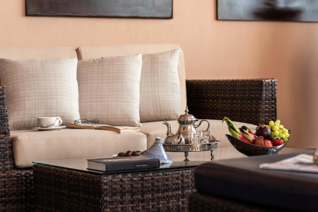 Battuta Suite - Image 6