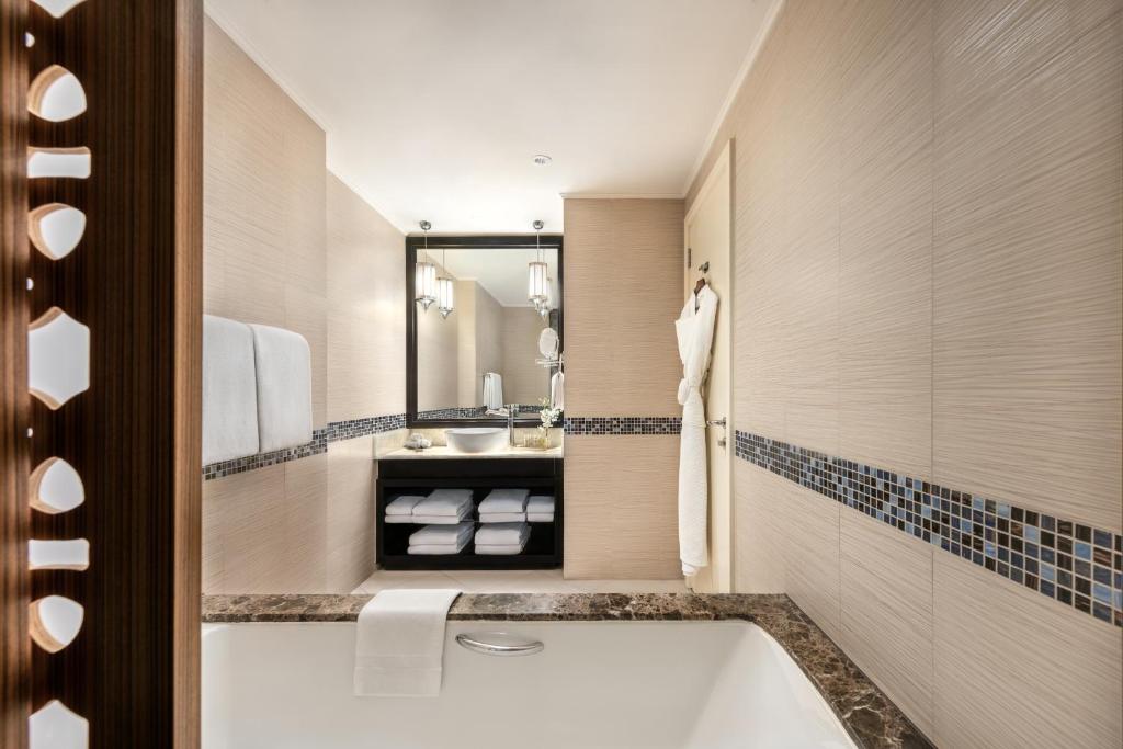 Family Suites - Image 4