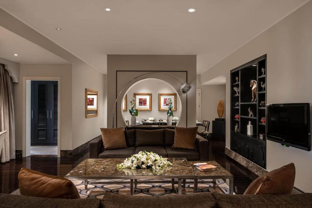 Two-Bedroom Royal Suite - Image 2