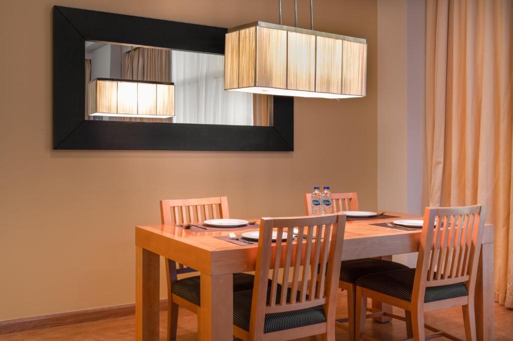 Two-Bedroom Suite - Image 5