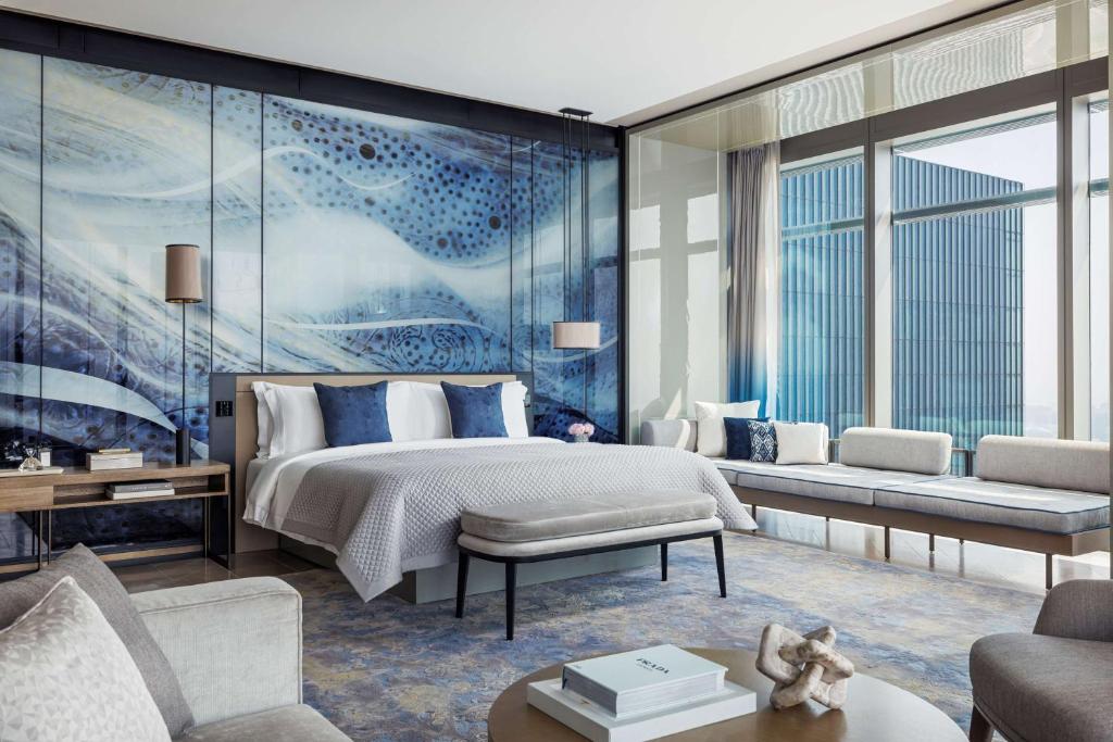 Two-Bedroom Family Suite - Image 5