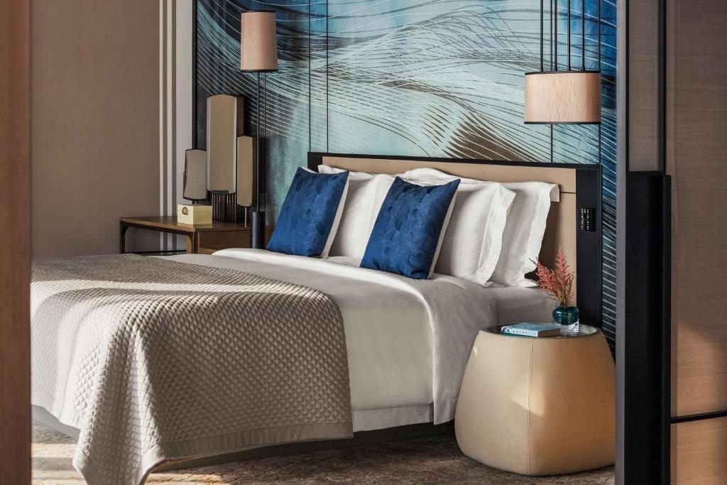 Two-Bedroom Signature Family Suite - Image 5