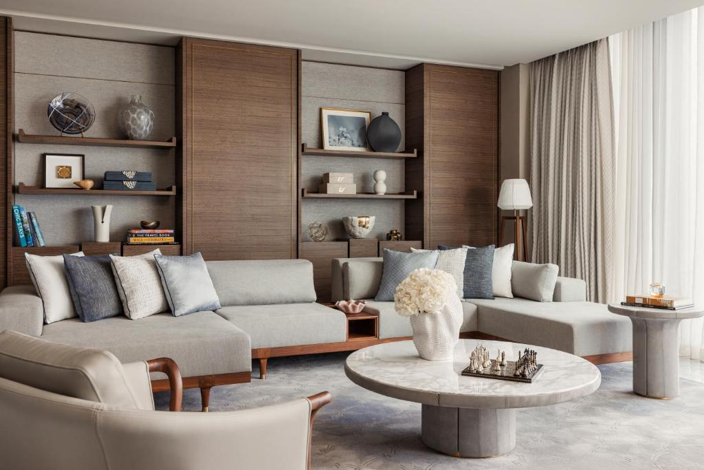 Villa One - Image 2
