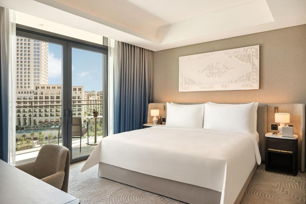 Executive Suite - Image 7