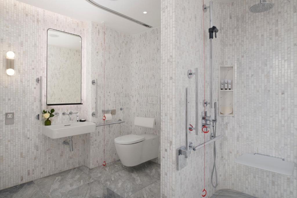 Executive Accessible - Image 3