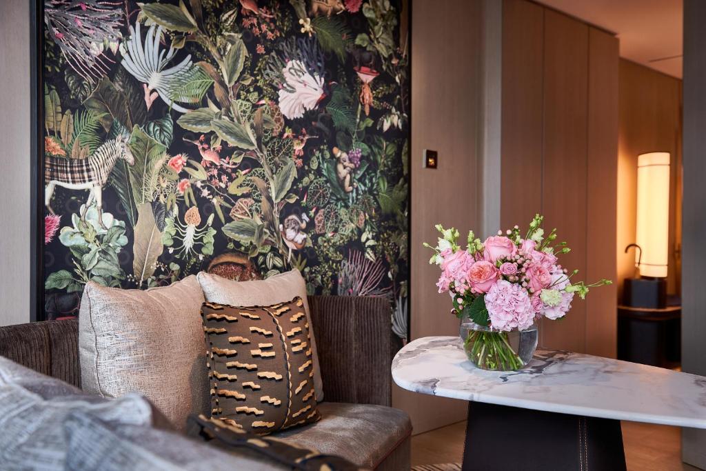 Walbrook Suite - Image 6